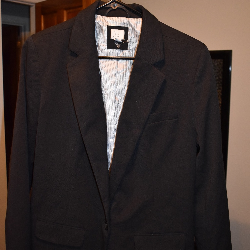 Women's Size 12 Business Casual Blazer "A New Day"